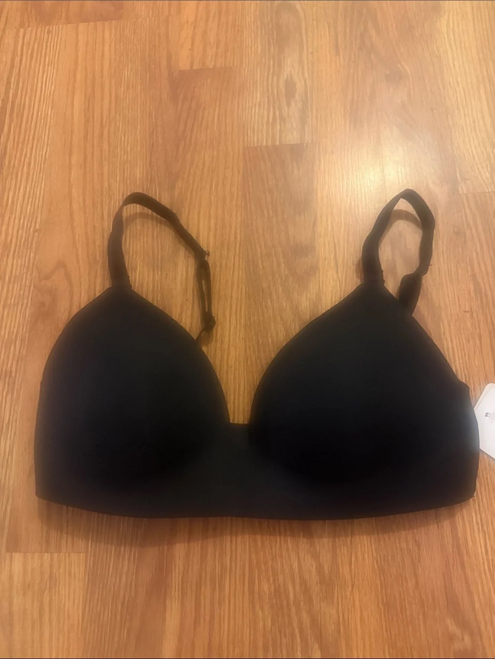 INGRID & ISABEL NWT ABSORBENT WIRE FREE NURSING BRA